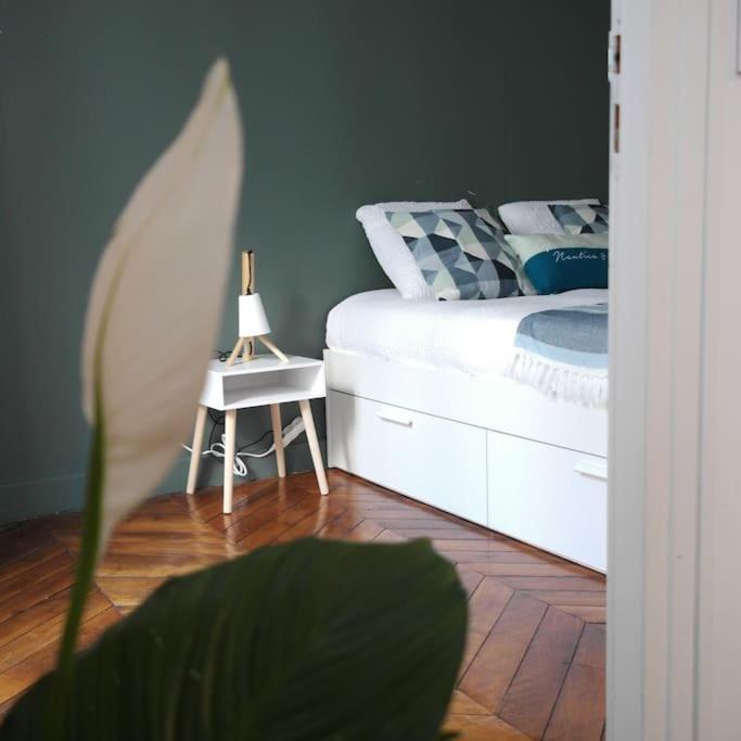Appartement Haussmanannien Cosy - Republique Parijs Buitenkant foto