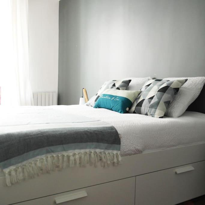 Appartement Haussmanannien Cosy - Republique Parijs Buitenkant foto